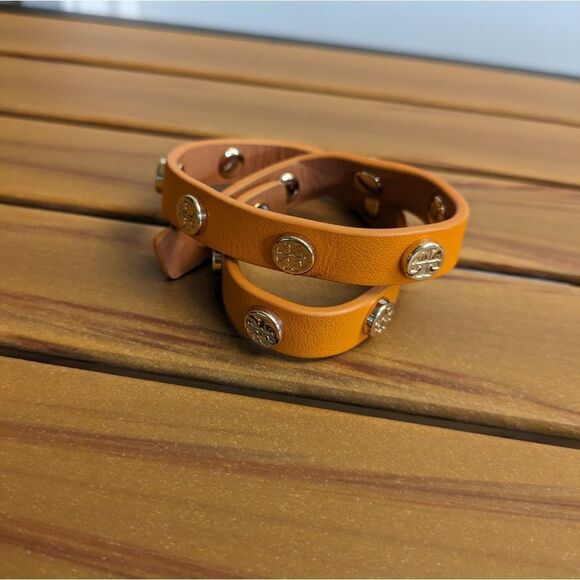 Tory Burch Logo Stud Wrap Bracelet - Picture 3 of 5